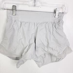 Lululemon Shorts Womens 4 Hotty Hot Short 2 Long 4” Inseam White Running Lined